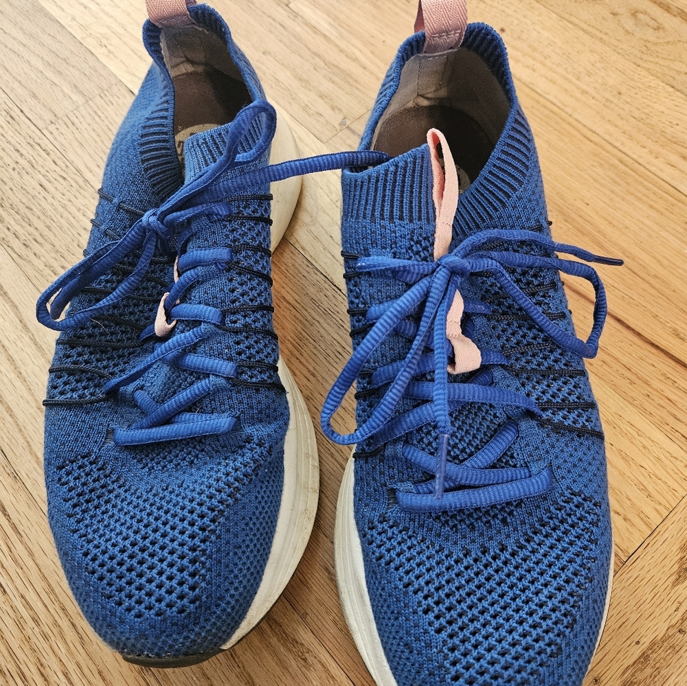 Zen Running Club Blue Sneakers
